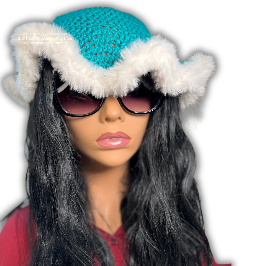 Lightweight 100% cotton floppy turquoise bucket hat brimmed with white faux fur