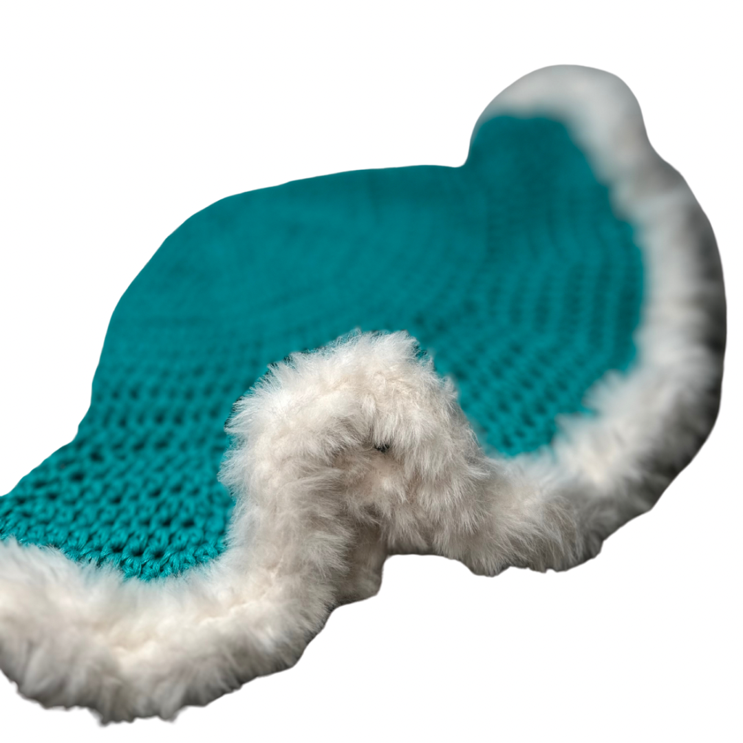 Lightweight 100% cotton floppy turquoise bucket hat brimmed with white faux fur